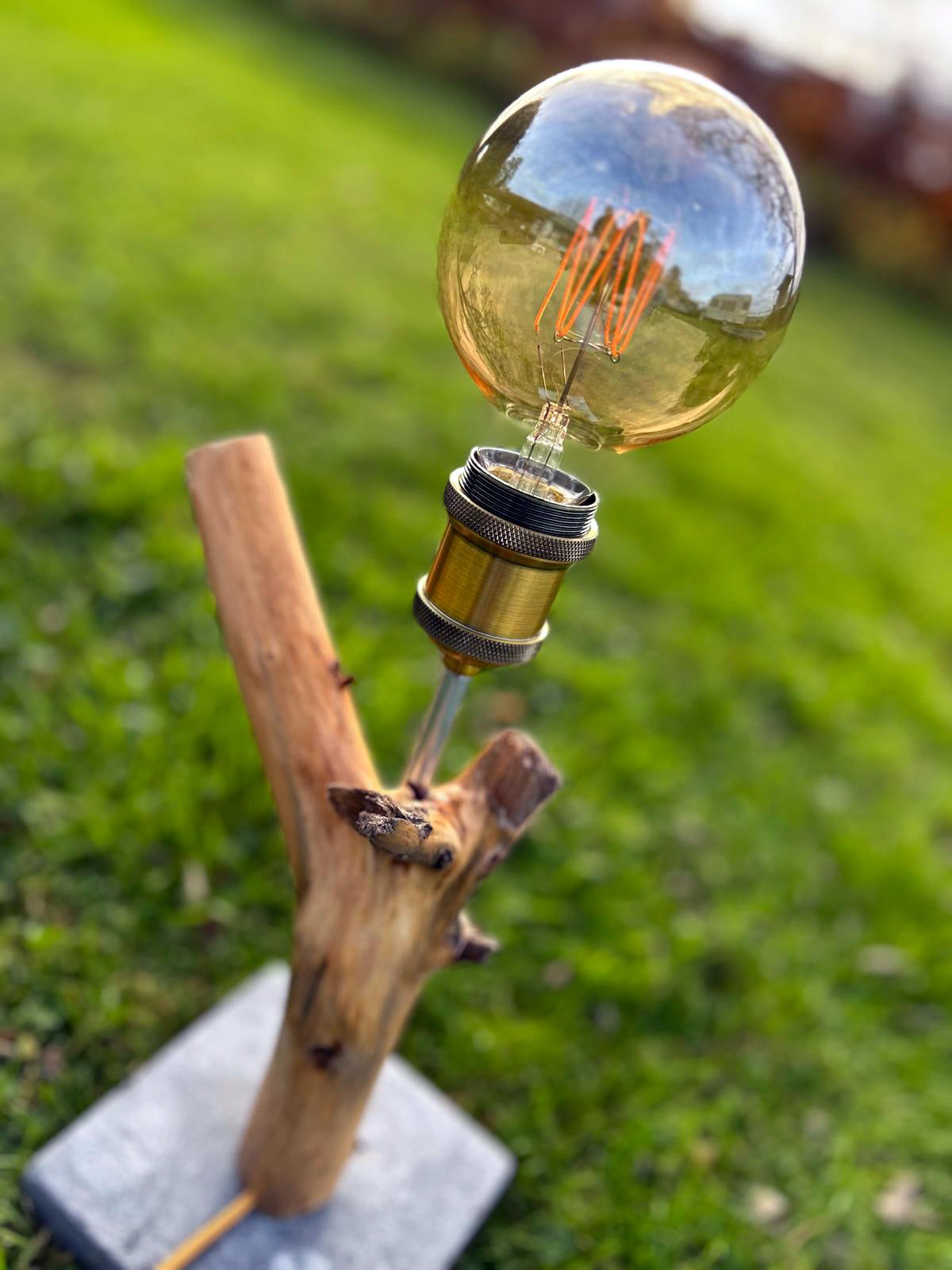 Lamp "The Enlightened Twiglet"