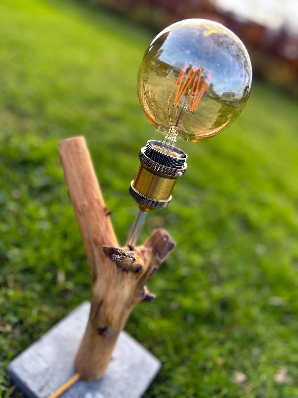 Lamp "The Enlightened Twiglet"